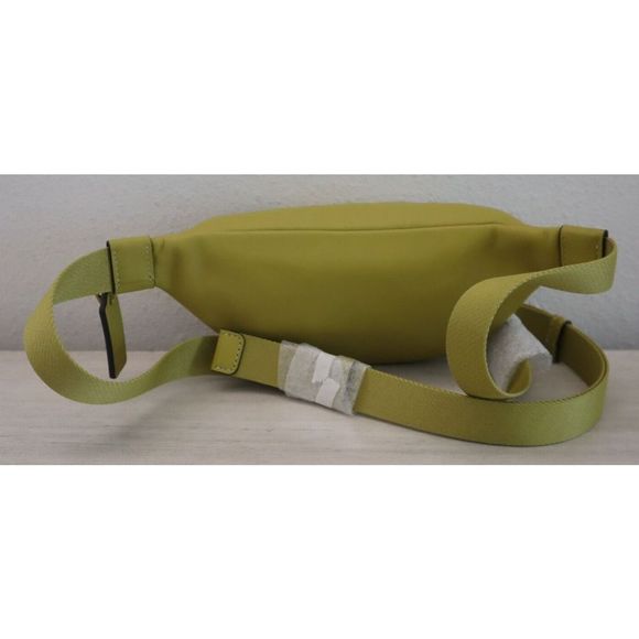 Coach CH073 Women's Chartreuse Signature Leather Sprint Mini Belt Bag $350 - Picture 2 of 16